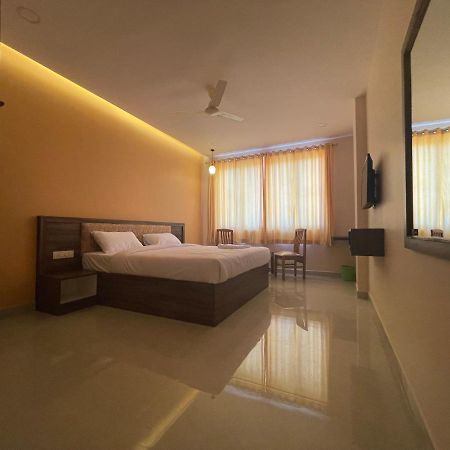 Hotel Lavender Elite Haldipur Екстер'єр фото