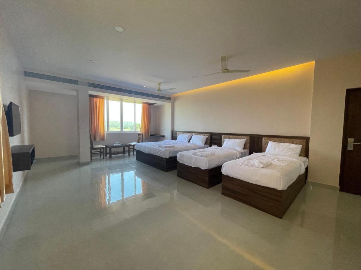 Hotel Lavender Elite Haldipur Екстер'єр фото