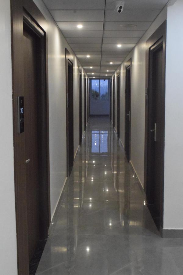Hotel Lavender Elite Haldipur Екстер'єр фото